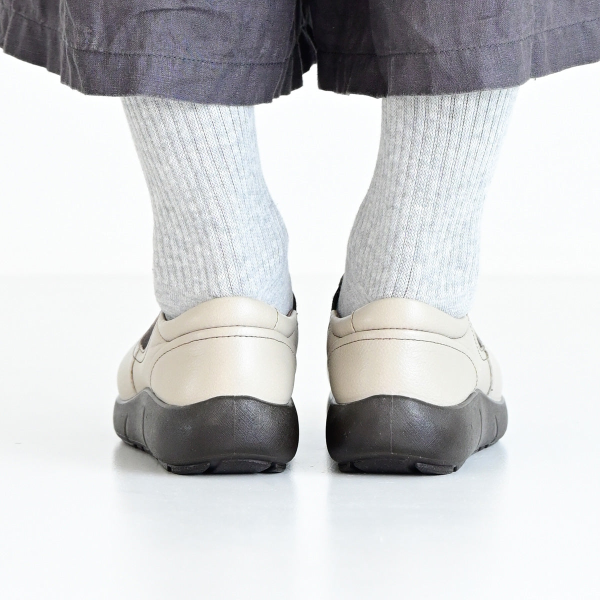 アキレス・ソルボ C 526 ウォームグレー