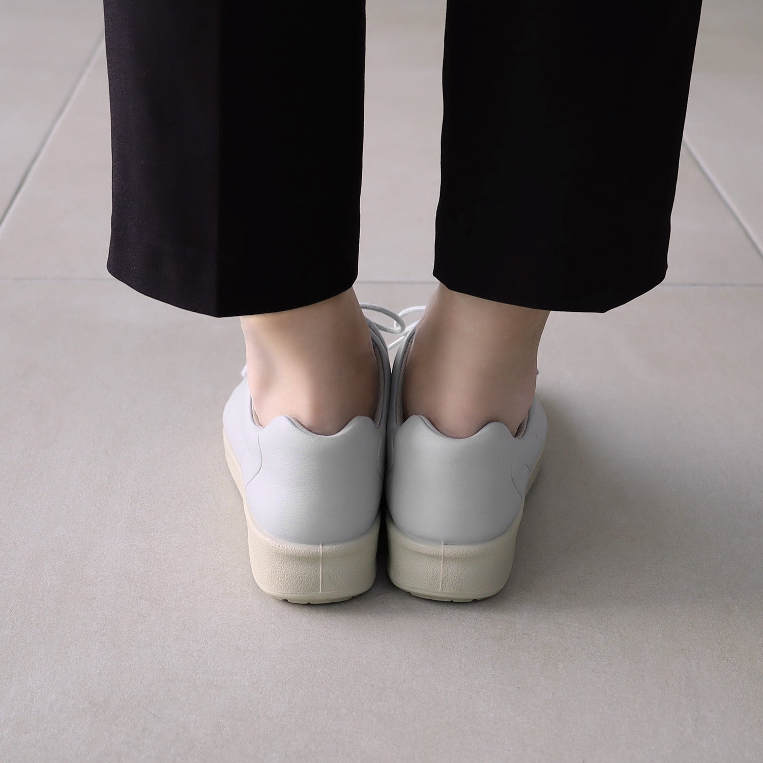 アキレス・ソルボ C 599 ライトグレー