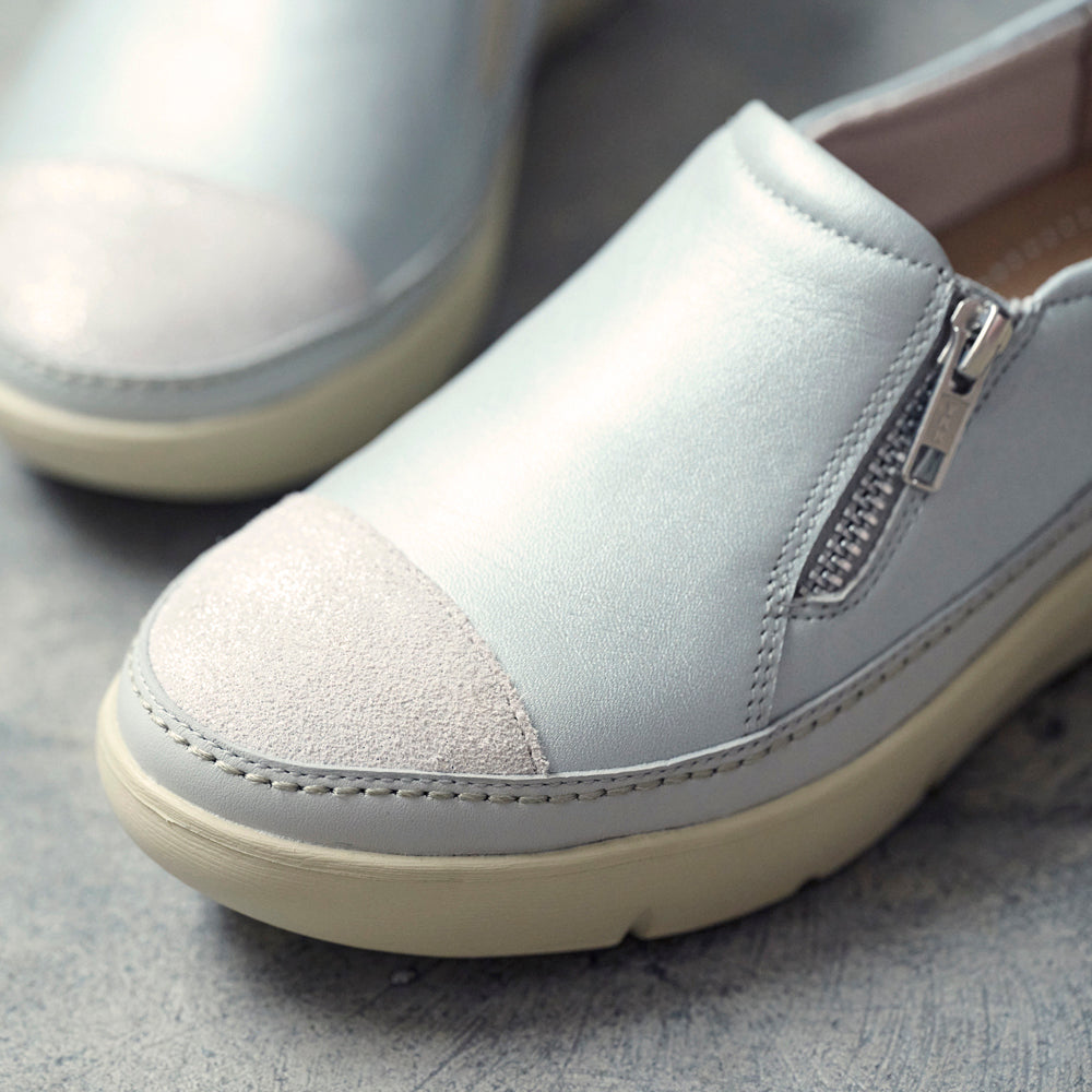 アキレス・ソルボ H 620 シルバー