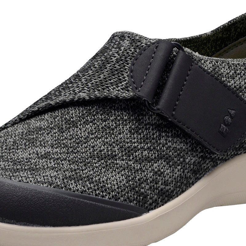 フォートゥースリーデザインズ 098 ブラック