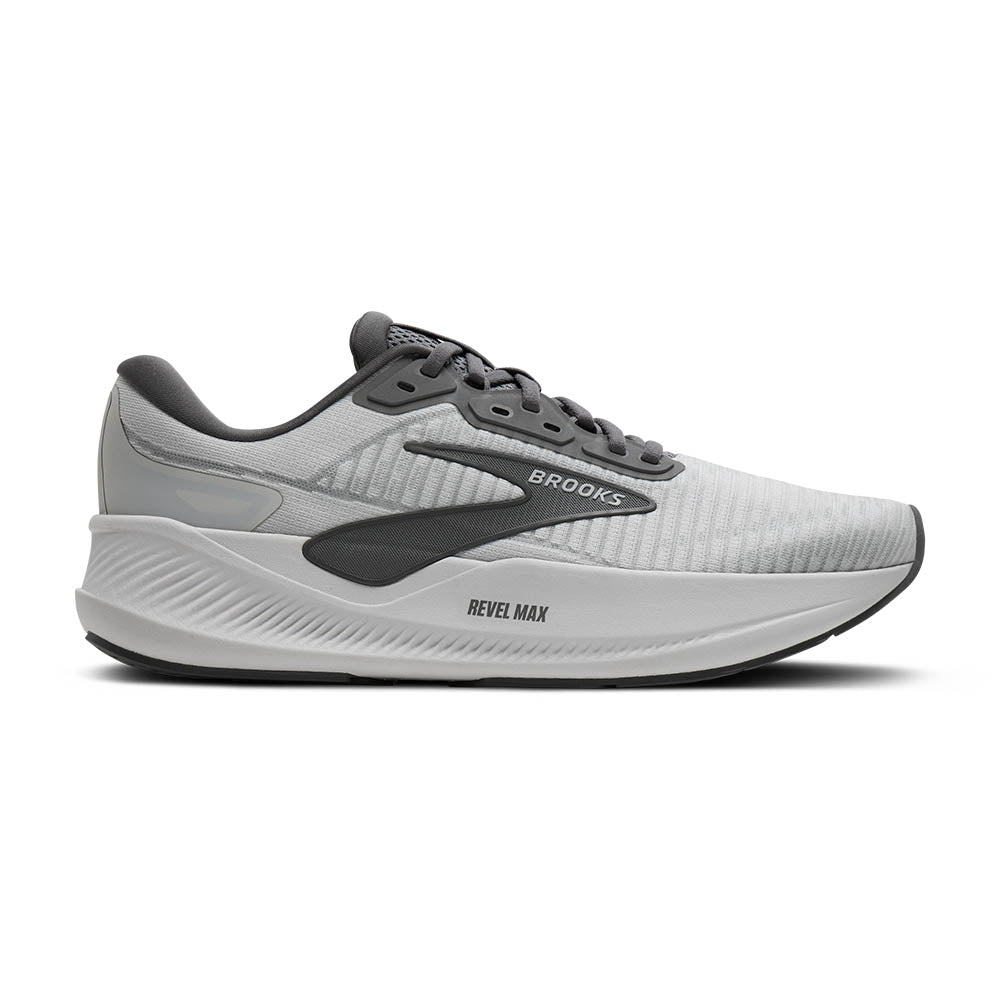 BROOKS レベルMAX　グレー［MEN］