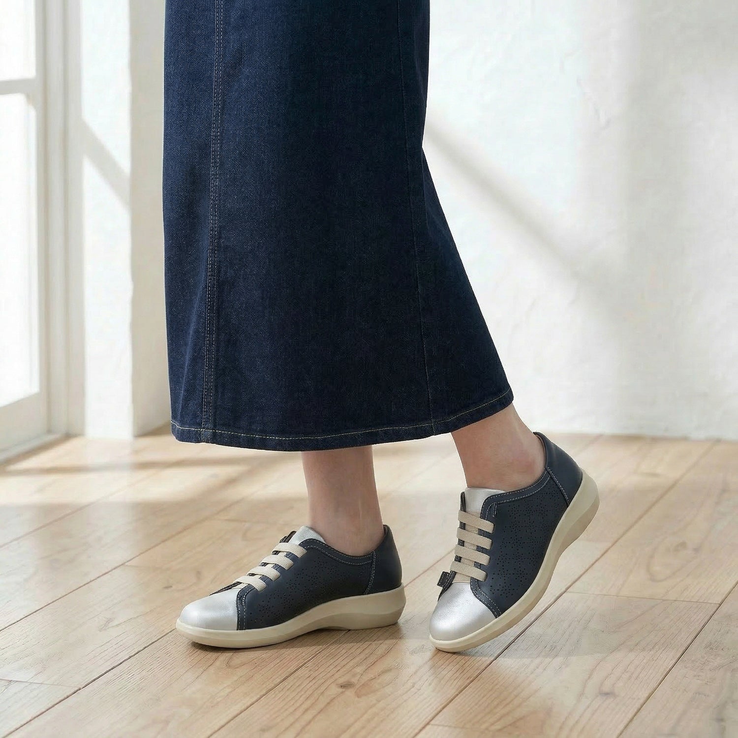 アキレス・ソルボ C 559　ネービー/シルバー