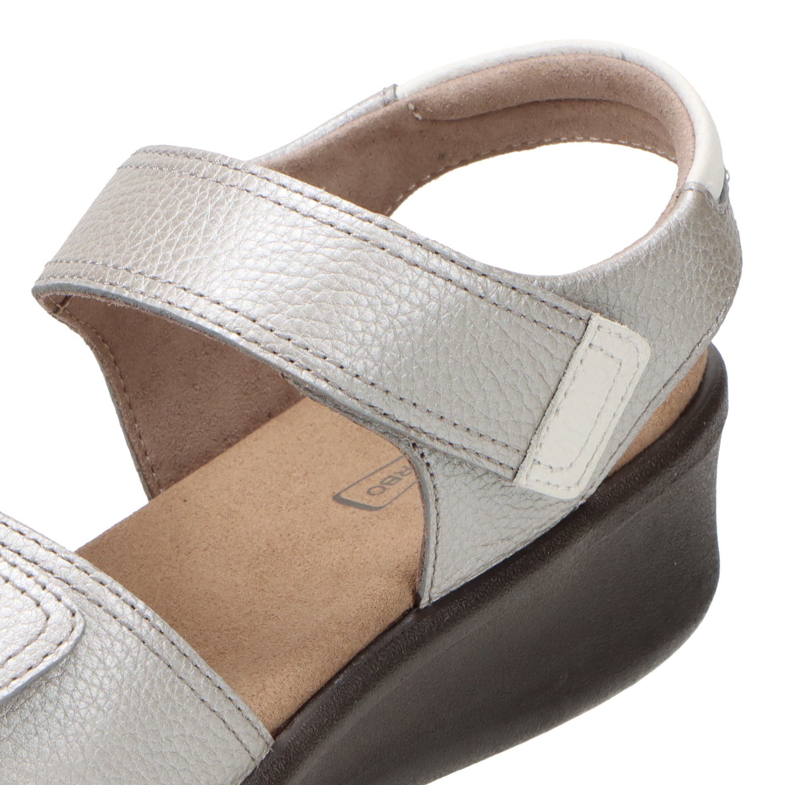 アキレス・ソルボ C 587　シルバー