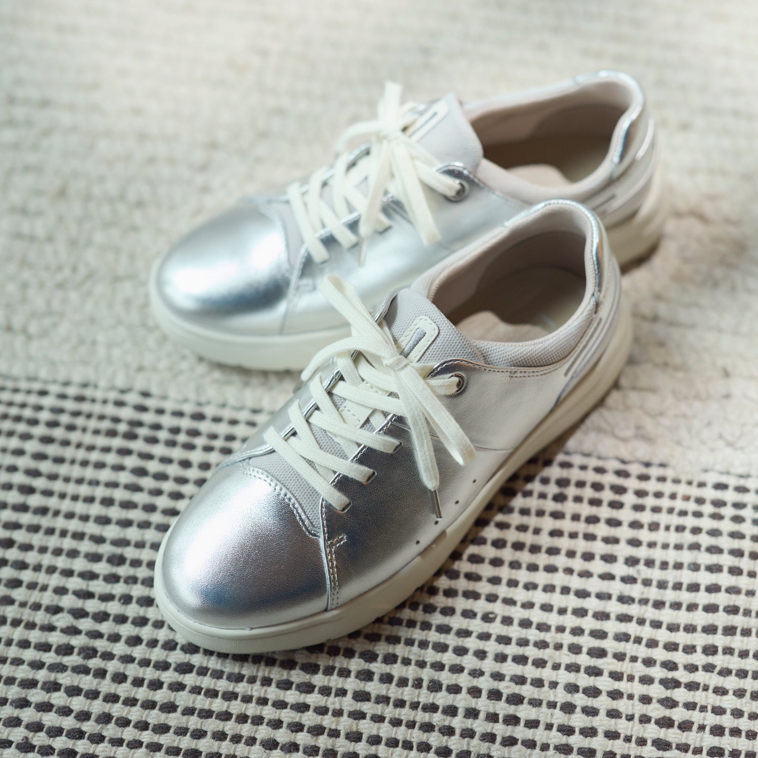 アキレス・ソルボ H 627　シルバー