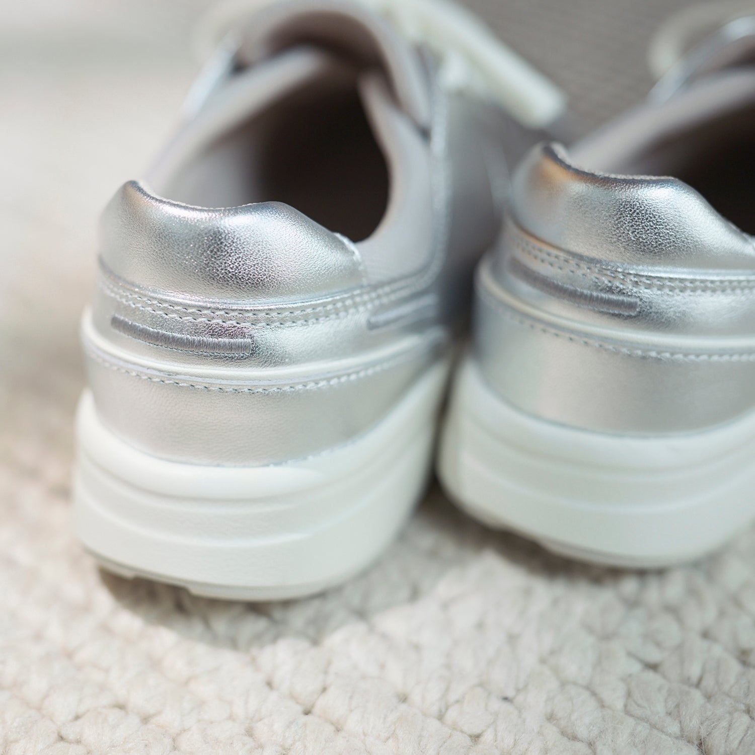 アキレス・ソルボ H 627　シルバー